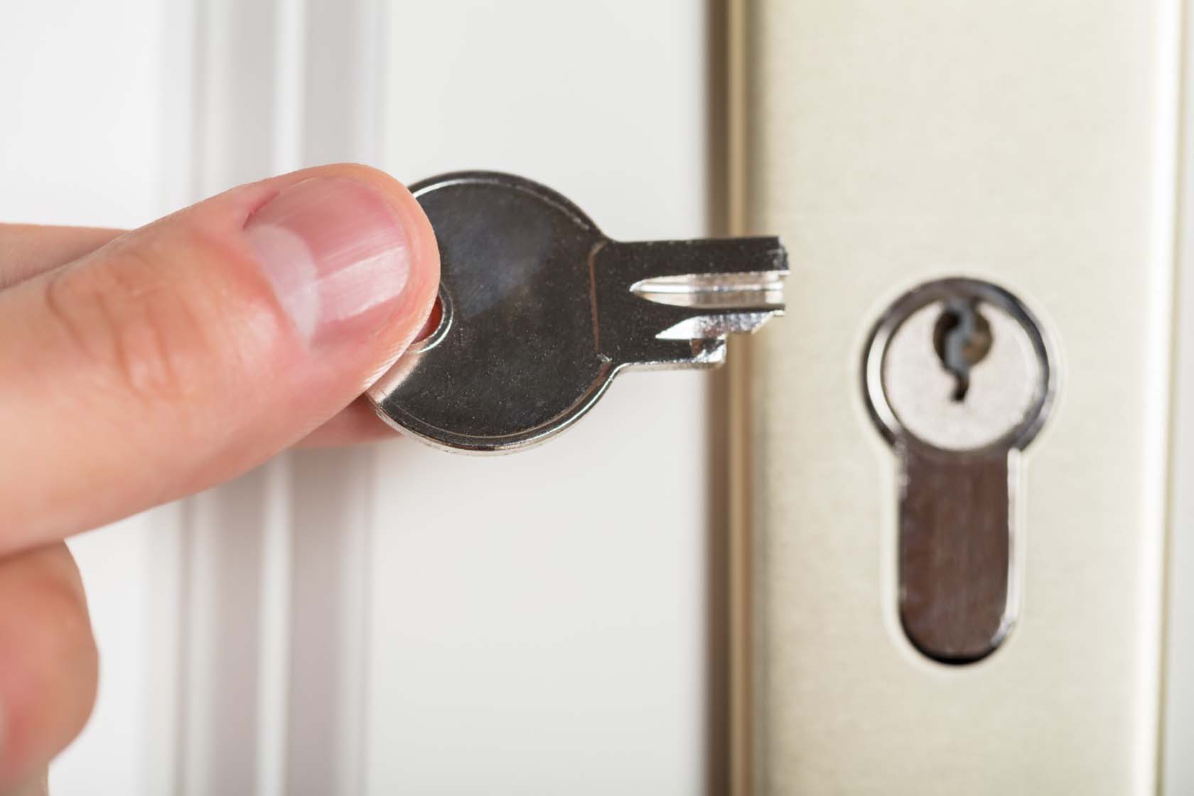 A variety of services are provided by emergency locksmiths